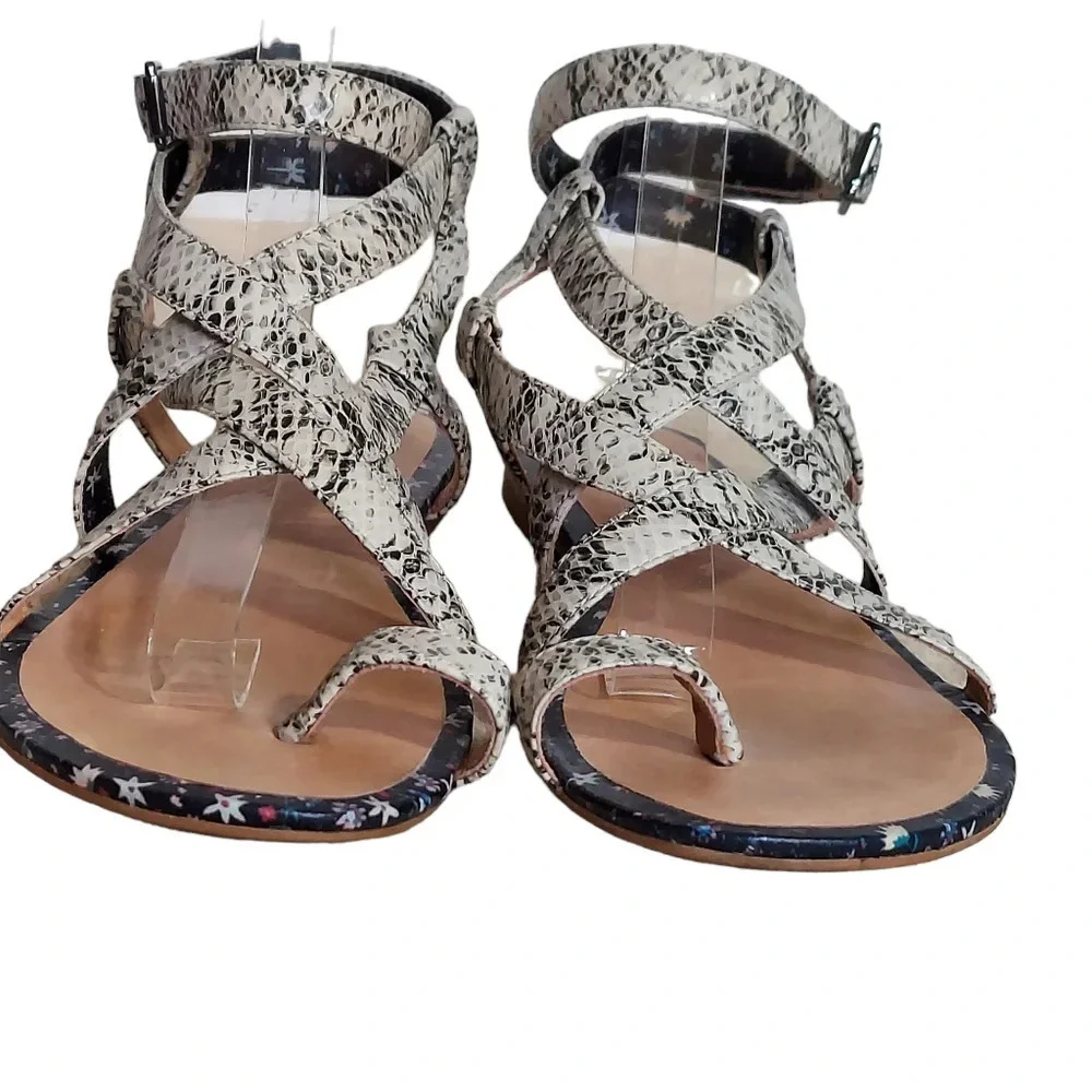 CAbi athena leather